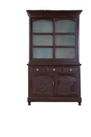 藏品(木製大型橫拉門抽屜式浮雕花鳥紋書櫃)的圖片